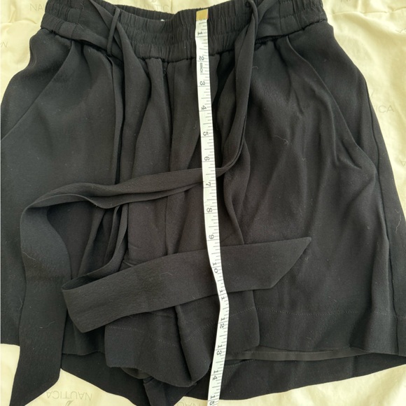 Black Wilfred shorts - Picture 2 of 3